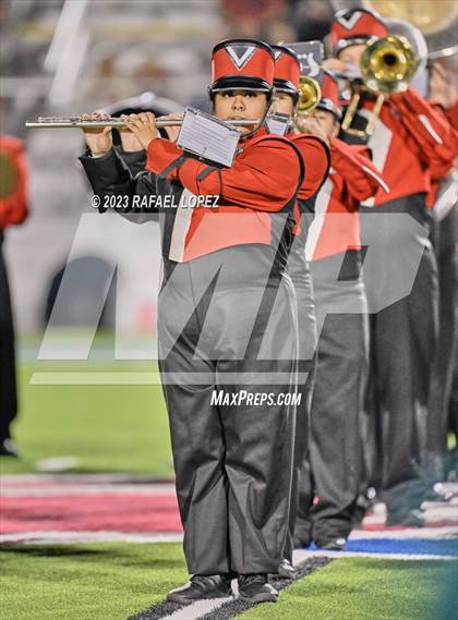 Thumbnail 2 in Wimberley vs. Bellville (UIL Football 4A D2 Semifinal) photogallery.
