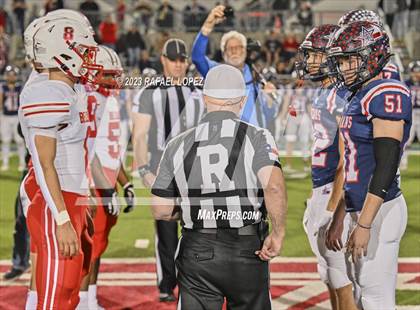 Thumbnail 3 in Wimberley vs. Bellville (UIL Football 4A D2 Semifinal) photogallery.
