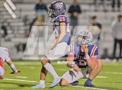 Thumbnail 3 in Wimberley vs. Bellville (UIL Football 4A D2 Semifinal) photogallery.