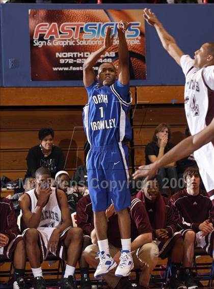 Thumbnail 2 in Sherman vs North Crowley (Dallas Basketball Classic) photogallery.