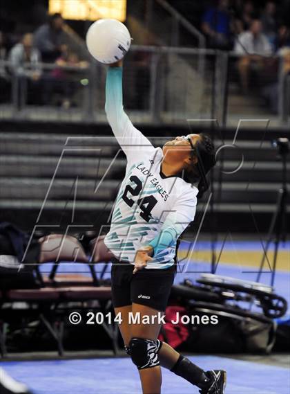 Thumbnail 1 in Pinon vs. Horizon Honors (AIA D4 Playoff) photogallery.