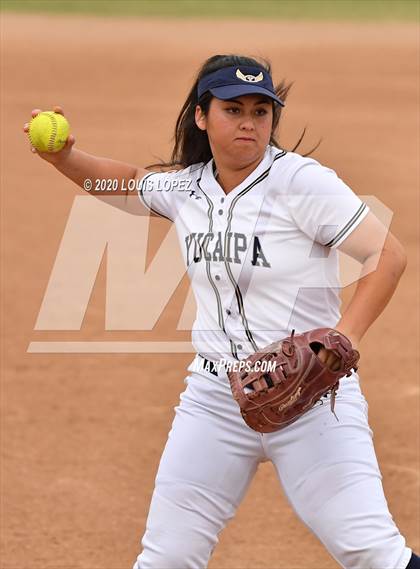 Thumbnail 3 in Yucaipa vs. Rim of the World photogallery.