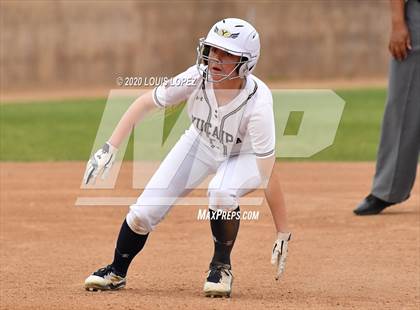 Thumbnail 1 in Yucaipa vs. Rim of the World photogallery.