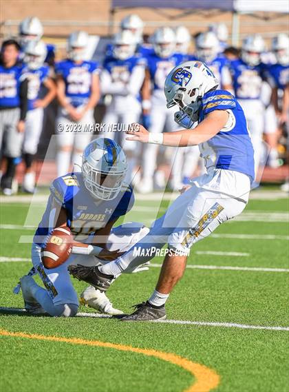 Thumbnail 2 in Salinas @ Serra (CIF-CCS D1 Semifinal) photogallery.