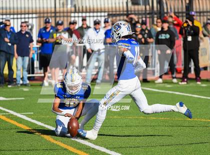 Thumbnail 3 in Salinas @ Serra (CIF-CCS D1 Semifinal) photogallery.