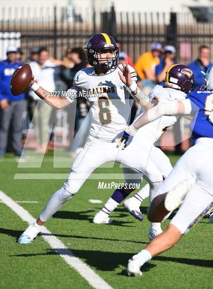 Thumbnail 1 in Salinas @ Serra (CIF-CCS D1 Semifinal) photogallery.