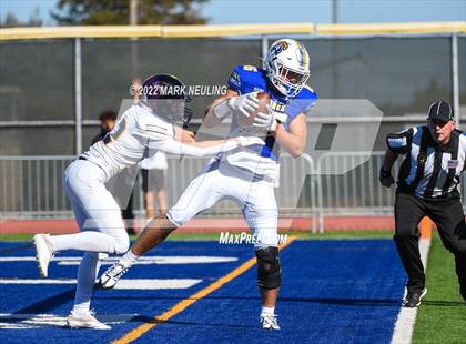 Thumbnail 3 in Salinas @ Serra (CIF-CCS D1 Semifinal) photogallery.