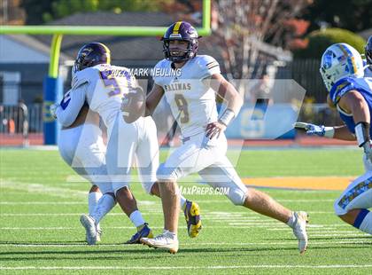 Thumbnail 1 in Salinas @ Serra (CIF-CCS D1 Semifinal) photogallery.