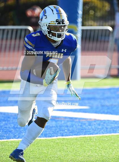 Thumbnail 3 in Salinas @ Serra (CIF-CCS D1 Semifinal) photogallery.