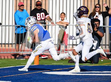 Thumbnail 2 in Salinas @ Serra (CIF-CCS D1 Semifinal) photogallery.