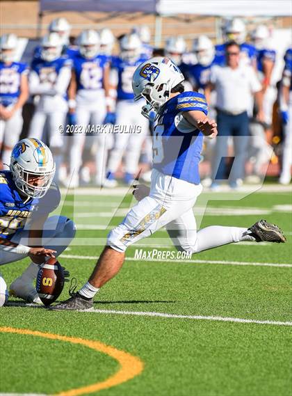 Thumbnail 1 in Salinas @ Serra (CIF-CCS D1 Semifinal) photogallery.