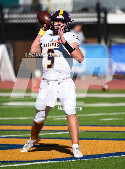 Thumbnail 2 in Salinas @ Serra (CIF-CCS D1 Semifinal) photogallery.