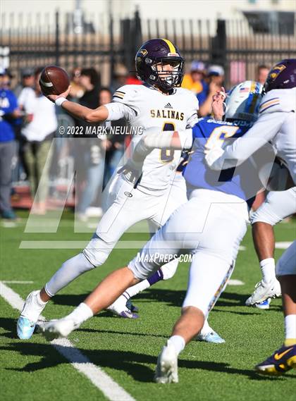 Thumbnail 2 in Salinas @ Serra (CIF-CCS D1 Semifinal) photogallery.