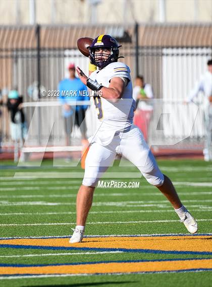 Thumbnail 3 in Salinas @ Serra (CIF-CCS D1 Semifinal) photogallery.