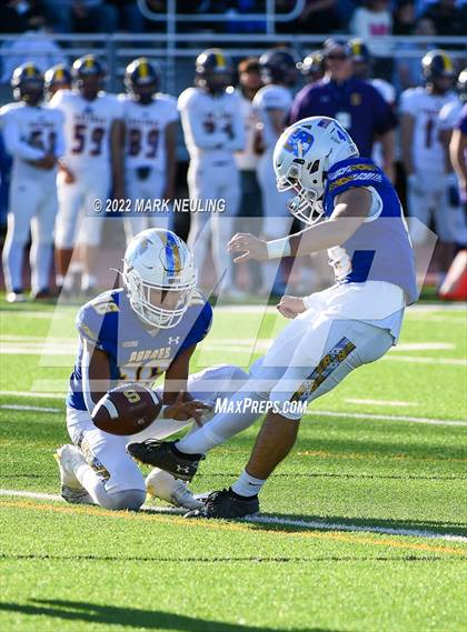 Thumbnail 2 in Salinas @ Serra (CIF-CCS D1 Semifinal) photogallery.