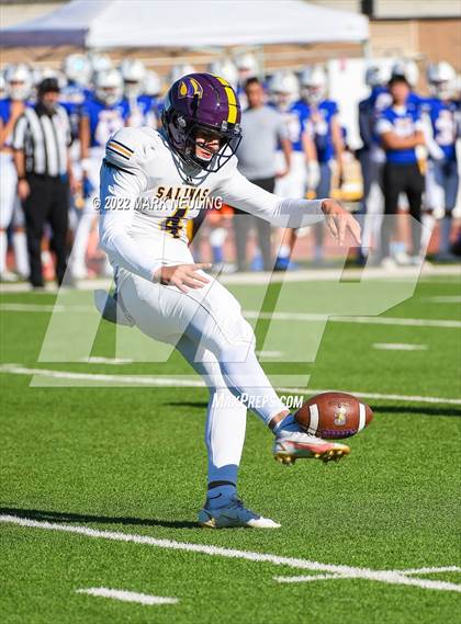 Thumbnail 2 in Salinas @ Serra (CIF-CCS D1 Semifinal) photogallery.