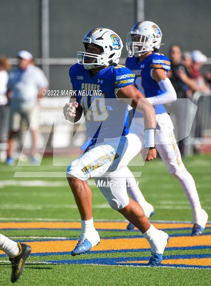 Thumbnail 3 in Salinas @ Serra (CIF-CCS D1 Semifinal) photogallery.