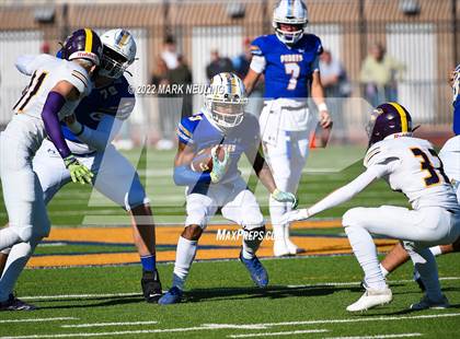 Thumbnail 2 in Salinas @ Serra (CIF-CCS D1 Semifinal) photogallery.