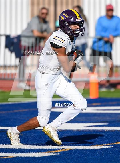 Thumbnail 2 in Salinas @ Serra (CIF-CCS D1 Semifinal) photogallery.