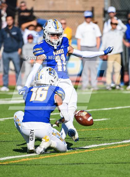 Thumbnail 2 in Salinas @ Serra (CIF-CCS D1 Semifinal) photogallery.