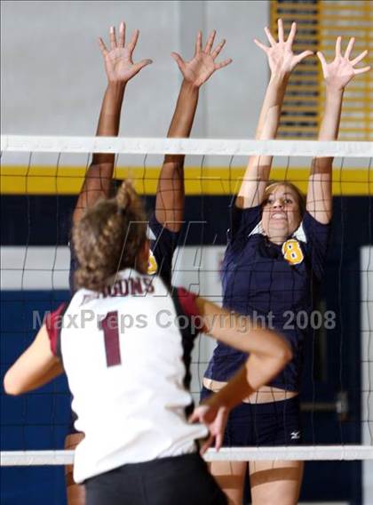 Thumbnail 3 in Round Rock @ Stony Point photogallery.