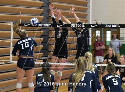 Thumbnail 3 in La Costa Canyon vs. Assumption (Durango Fall Classic) photogallery.