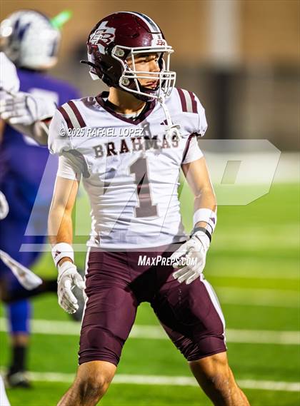 Thumbnail 2 in East Bernard vs. Newton (UIL 3A D2 Football Semifinals) photogallery.