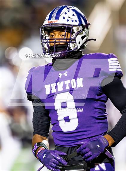 Thumbnail 2 in East Bernard vs. Newton (UIL 3A D2 Football Semifinals) photogallery.