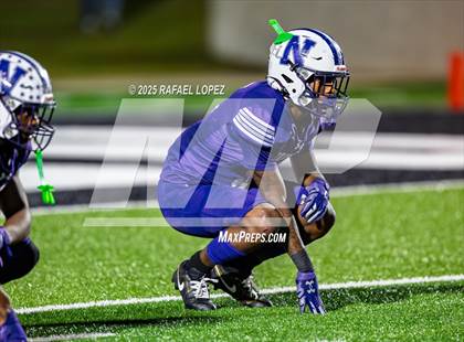 Thumbnail 3 in East Bernard vs. Newton (UIL 3A D2 Football Semifinals) photogallery.