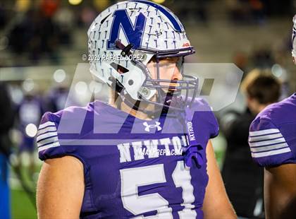 Thumbnail 1 in East Bernard vs. Newton (UIL 3A D2 Football Semifinals) photogallery.