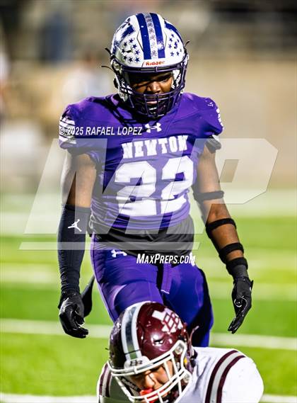 Thumbnail 2 in East Bernard vs. Newton (UIL 3A D2 Football Semifinals) photogallery.