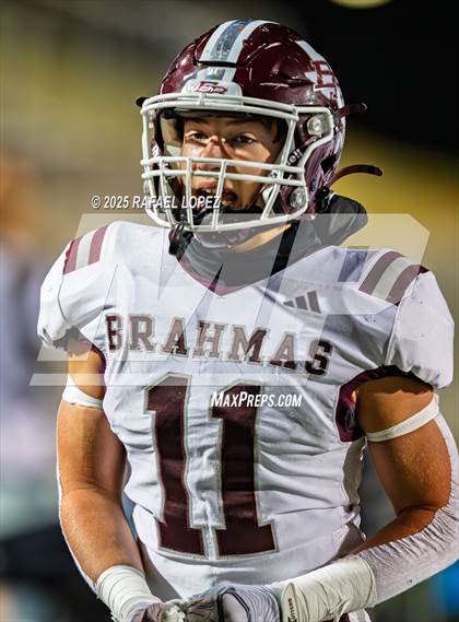 Thumbnail 2 in East Bernard vs. Newton (UIL 3A D2 Football Semifinals) photogallery.