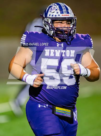 Thumbnail 3 in East Bernard vs. Newton (UIL 3A D2 Football Semifinals) photogallery.