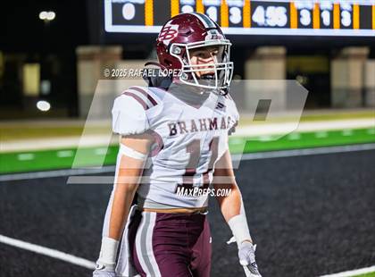 Thumbnail 2 in East Bernard vs. Newton (UIL 3A D2 Football Semifinals) photogallery.