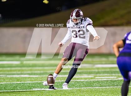 Thumbnail 3 in East Bernard vs. Newton (UIL 3A D2 Football Semifinals) photogallery.