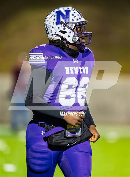 Thumbnail 3 in East Bernard vs. Newton (UIL 3A D2 Football Semifinals) photogallery.