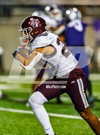 Thumbnail 2 in East Bernard vs. Newton (UIL 3A D2 Football Semifinals) photogallery.