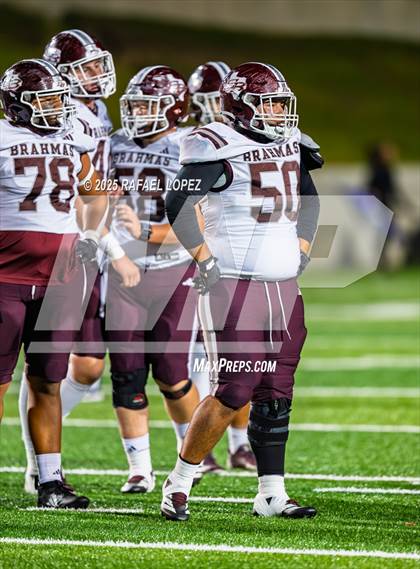 Thumbnail 2 in East Bernard vs. Newton (UIL 3A D2 Football Semifinals) photogallery.