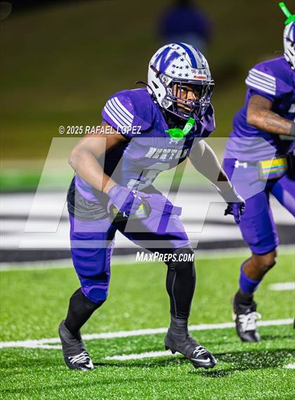 Thumbnail 1 in East Bernard vs. Newton (UIL 3A D2 Football Semifinals) photogallery.