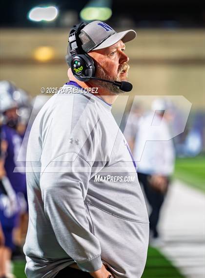 Thumbnail 2 in East Bernard vs. Newton (UIL 3A D2 Football Semifinals) photogallery.