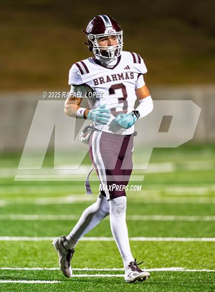 Thumbnail 3 in East Bernard vs. Newton (UIL 3A D2 Football Semifinals) photogallery.