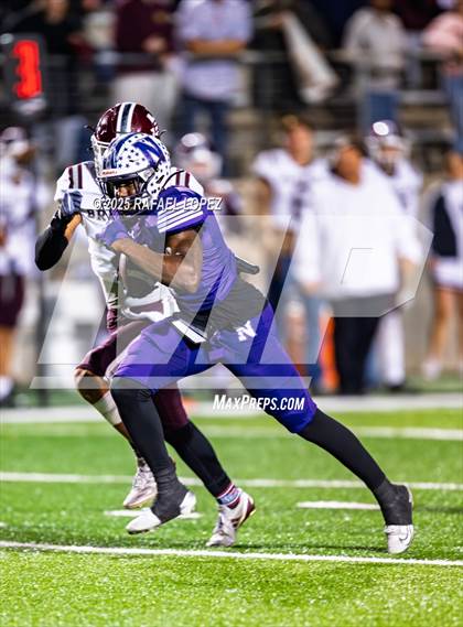 Thumbnail 3 in East Bernard vs. Newton (UIL 3A D2 Football Semifinals) photogallery.