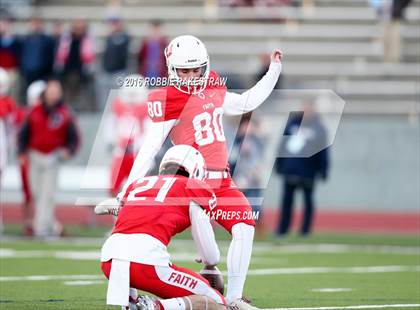 Thumbnail 2 in Dallas Christian vs. Grapevine Faith Christian (TAPPS D2 Quarterfinal) photogallery.