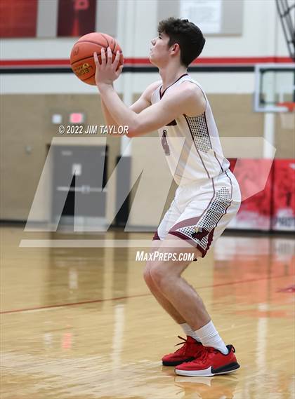 Thumbnail 1 in Dodd City vs. Lingleville (UIL 1A regional semi-final) photogallery.