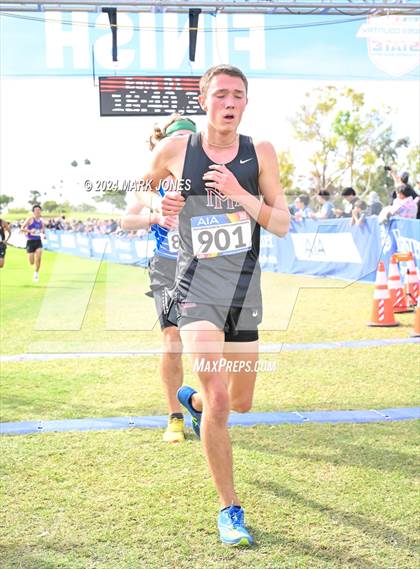 Thumbnail 2 in AIA Division I Championships photogallery.