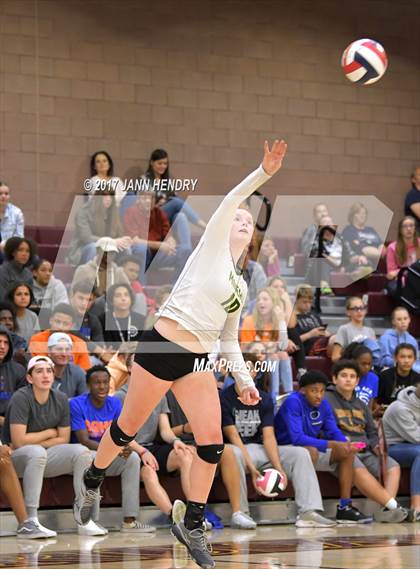 Thumbnail 3 in Bishop Gorman vs. Bishop Manogue (NIAA 4A State Semifinal) photogallery.