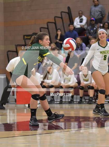 Thumbnail 3 in Bishop Gorman vs. Bishop Manogue (NIAA 4A State Semifinal) photogallery.