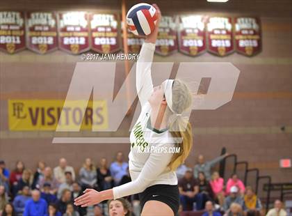 Thumbnail 1 in Bishop Gorman vs. Bishop Manogue (NIAA 4A State Semifinal) photogallery.