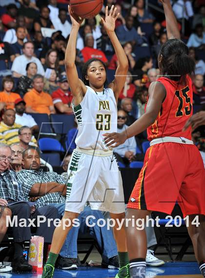 Thumbnail 1 in Etiwanda vs. Long Beach Poly (CIF SoCal Regional Open Division Final) photogallery.