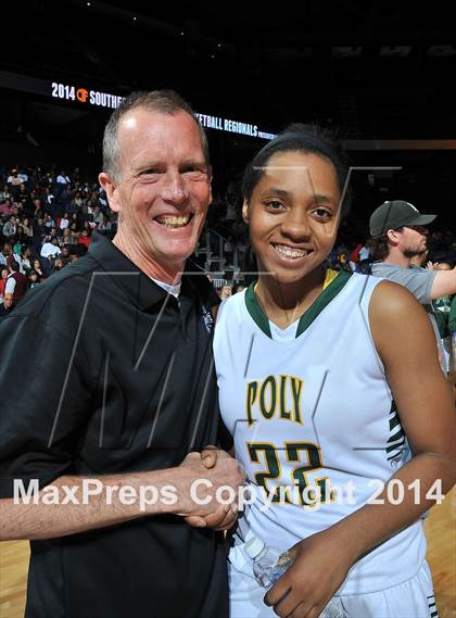 Thumbnail 3 in Etiwanda vs. Long Beach Poly (CIF SoCal Regional Open Division Final) photogallery.